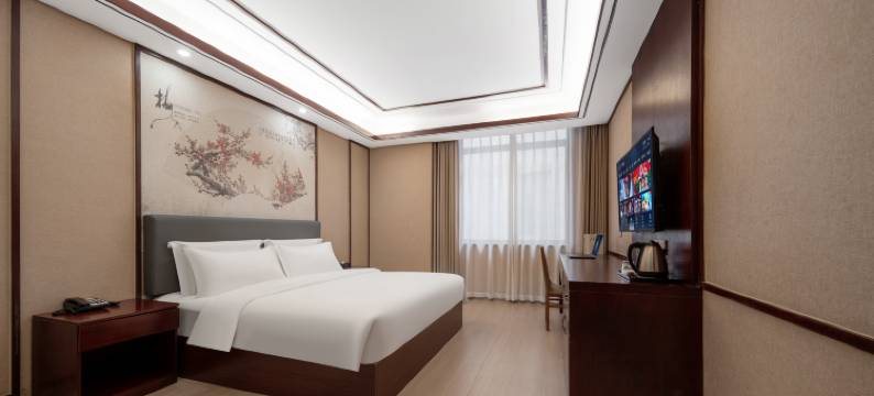 亚曼轻奢酒店(木雕城五马塘夜市店)图片