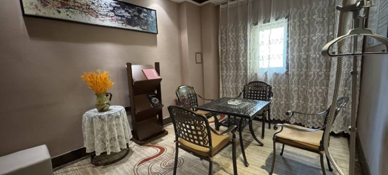 宽厚精品酒店(乌鲁木齐兵团二中第四人民医院店)图片
