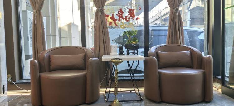观光酒店(乌鲁木齐高铁站店)图片