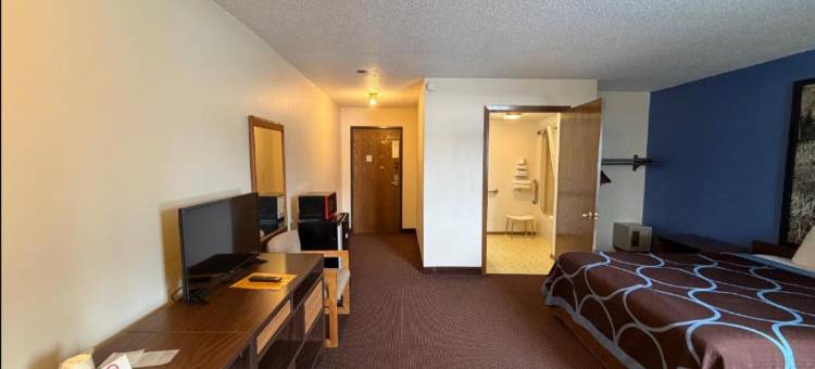 Iron Mountain Inn & Suites MI US 2图片