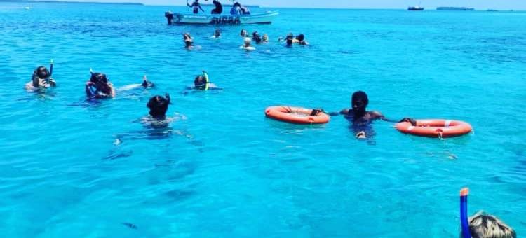 海滩蜂巢1迪亚尼礁-距海滩350米公寓(Diani Reef Beach Hive 1 - 350m to the beach)图片