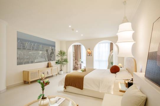 陌上花开公寓酒店(长沙五一广场IFS国金中心店)