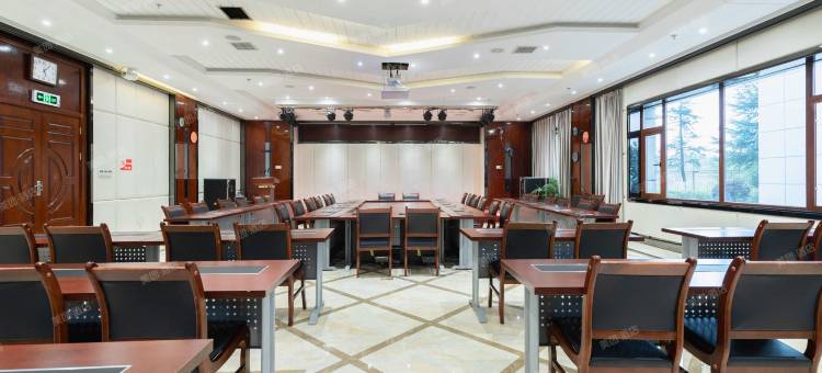毕节空港商务酒店(飞雄机场店)图片