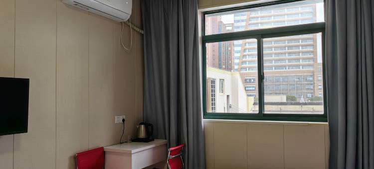 金大姐宾馆(上海仁济医院东院塘桥地铁站店)图片