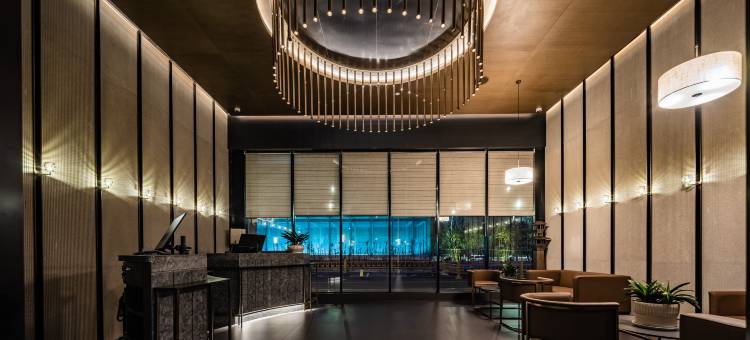 西安国际会展中心建国铂萃酒店(国际港务区地铁站店)图片