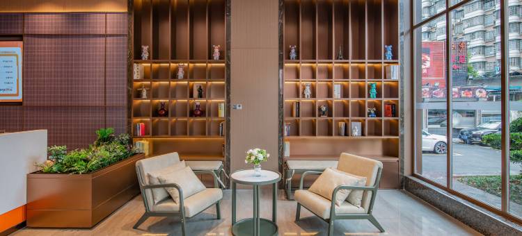 柏曼酒店(广州百信广场白云站店)图片