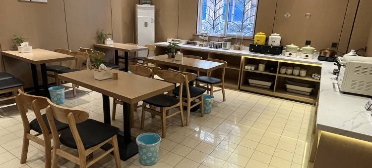 格林豪泰酒店(镇江高铁万达广场店)图片