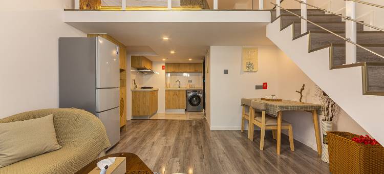 栖牛·NICE投影自助公寓(海伦天麓店)图片