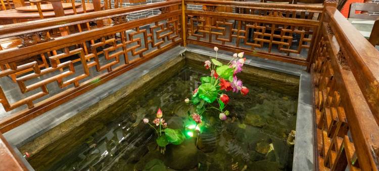 婺源县烟雨春风民宿图片