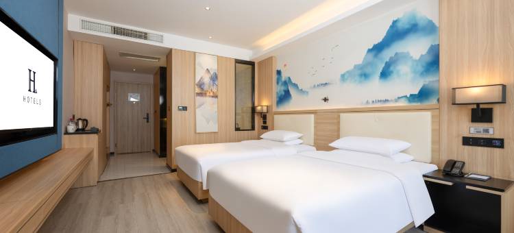 H酒店(吕梁离石龙凤北大街店)图片