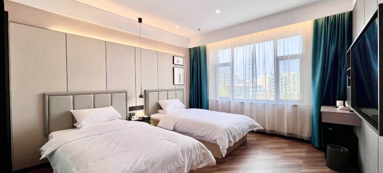 亚悦酒店(延边珲春西滨河南街店)图片