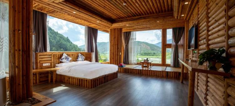 泸沽湖鹊桥山庄图片