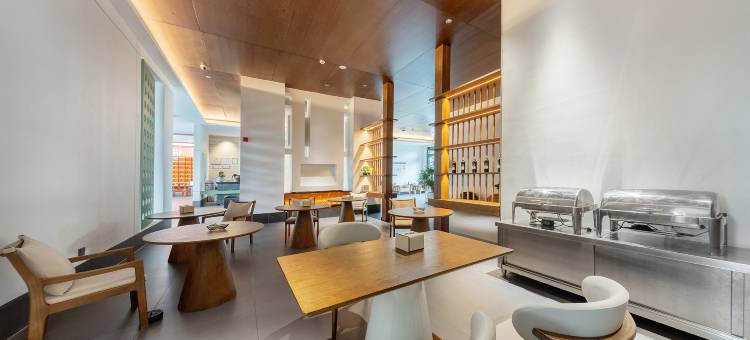 圣维雅温泉度假酒店(火车站店)图片