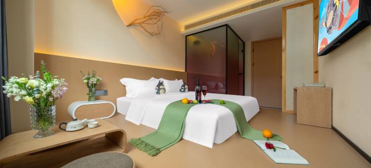 龙猫精灵酒店(景德镇陶阳里人民广场店)图片