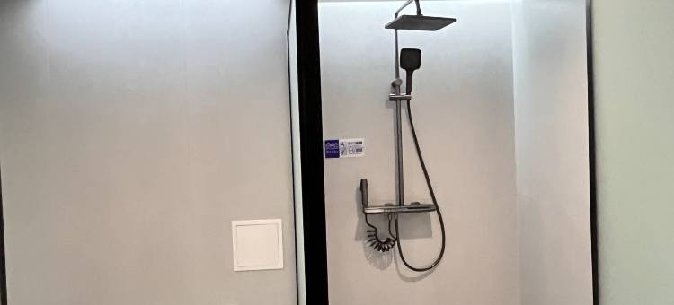 雲沐兮酒店(南腊河星光夜市店)图片