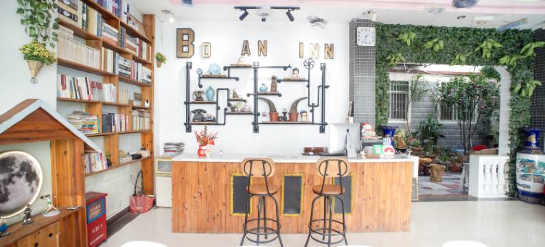 丹霞山泊岸客栈图片