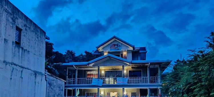 红多兹酒店@薄荷岛加西亚赫尔南德斯(RedDoorz @ Garcia Hernandez Bohol)图片