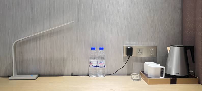 竞放电竞酒店(贵阳喷水池师大店)图片