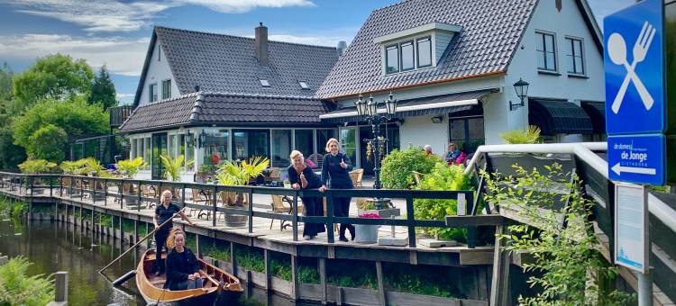 范得隆羊角村传统乡村餐厅酒店(De Dames van de Jonge Giethoorn Hotel Old Village)图片