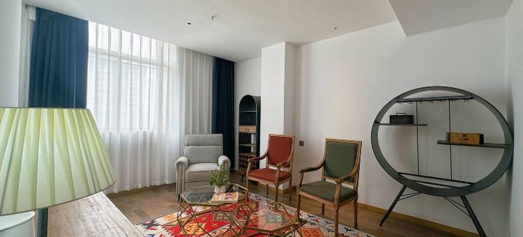 24H COLOR酒店(惠州金山湖公园店)图片