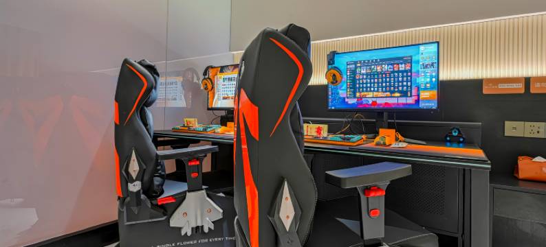 优恩电竞酒店(万象城奥体中心店)图片