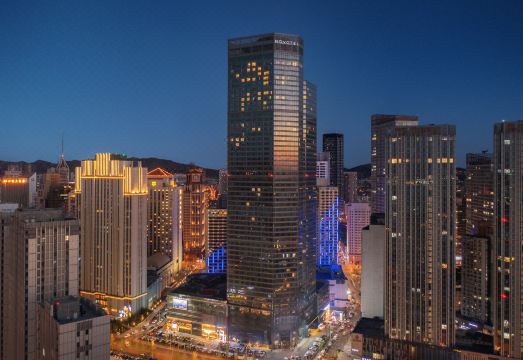 大连中山广场诺富特酒店外景图