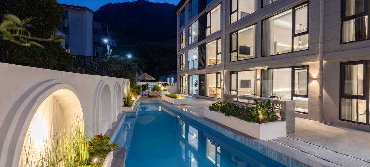 安吉云上草原·伴山美宿(熊猫部落探险乐园店)图片