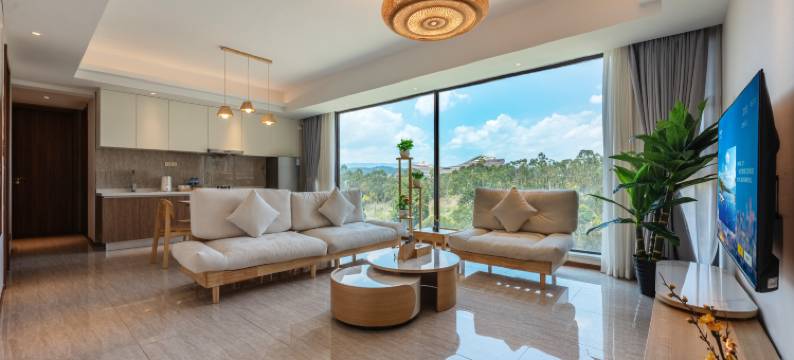 抚仙湖慢雲度假民宿(澄江化石地博物馆欢乐大世界店)图片