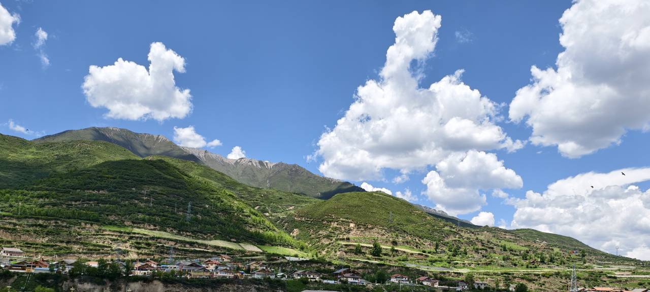 松潘川主寺戴斯精选温德姆酒店图片