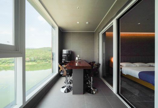 HOTEL OPUS Hotel Overview