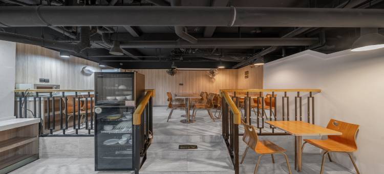 和光1929·外星人电竞酒店ALIENSPACE(武汉平安大厦江汉路店)图片