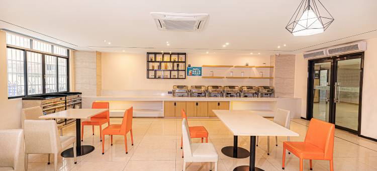 城市便捷酒店(信宜东汇城店)图片