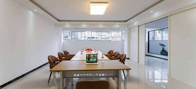 悦尚智选酒店(金平店)图片