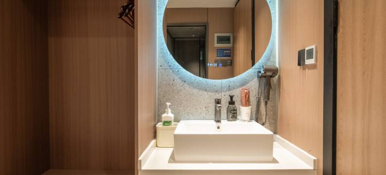 艺间·隐世酒店(南京火车站红山动物园店)图片