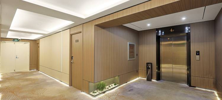 云上四季酒店(珲春购物中心海鲜街店)图片