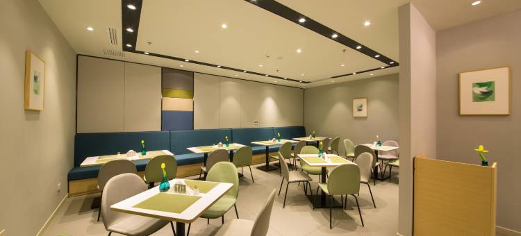 如家商旅酒店(营口金牛山大街万达广场店)图片