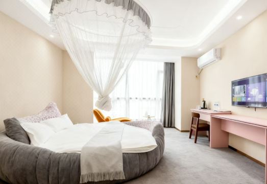 Huazhongle HotelHotel Overview