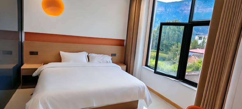 山红民宿(宝泉旅游度假区店)图片