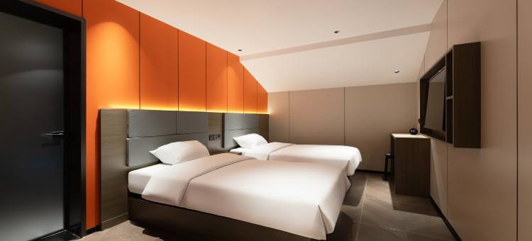 如家UP华驿精选酒店(天津津南环湖医院店)图片