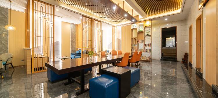 淄博•花盛国际酒店(红叶柿岩博山店)图片