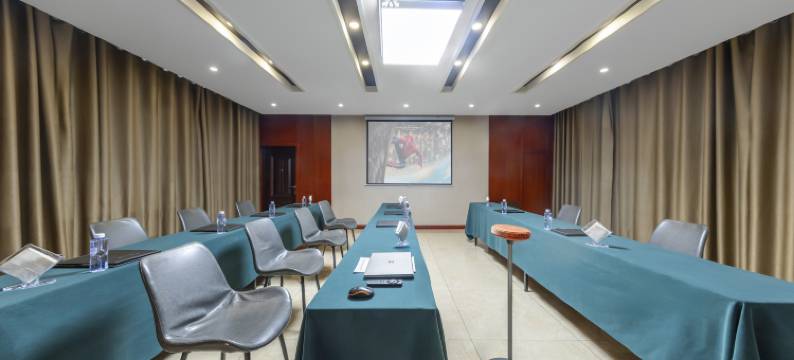 锦廷酒店(北郊客运站新疆佳音医院店)图片