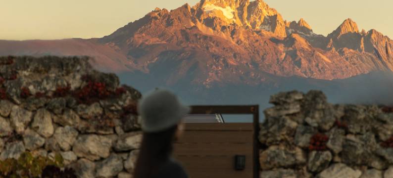 瑞地·未来艺术︱法式全套房·雪山观景庭院(丽江古城大水车店)图片