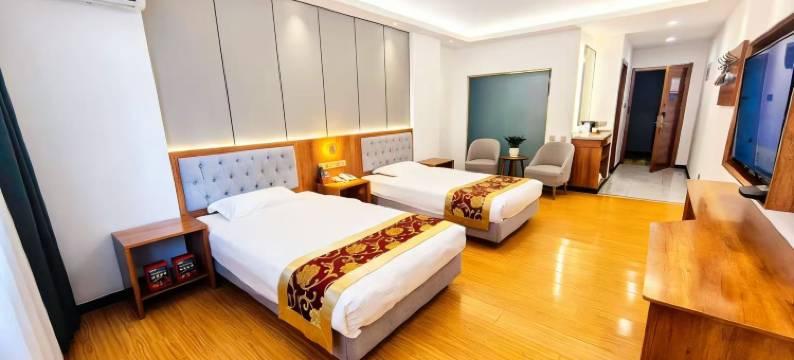 万宏假日酒店(宁津德百广场康宁湖公园店)图片