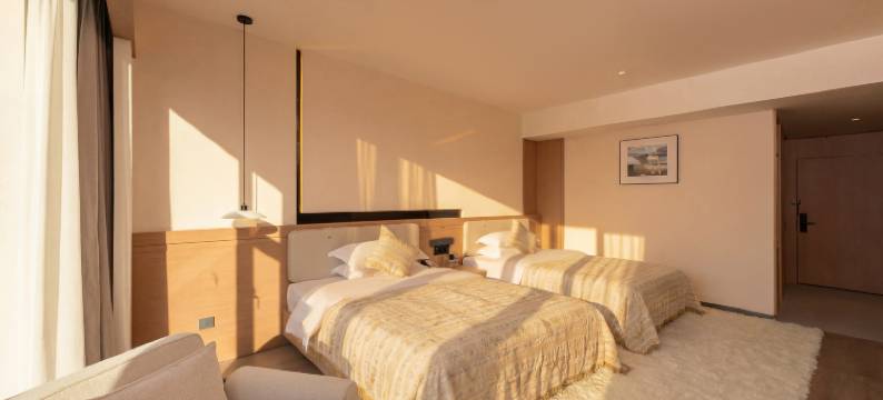 信敏·慕云山居度假酒店(赛里木湖景区店)图片