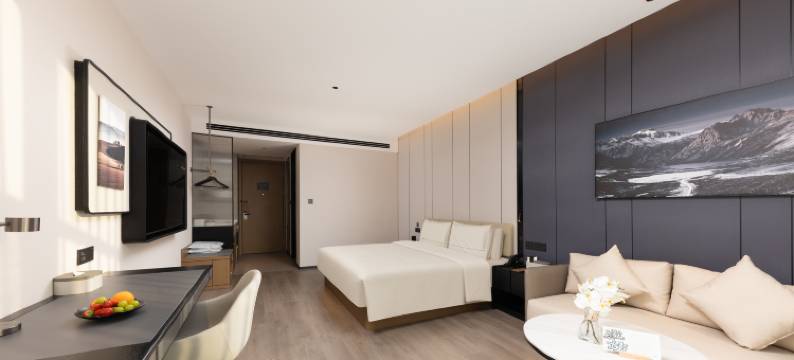 潍坊高新区歌尔光电园亚朵酒店图片