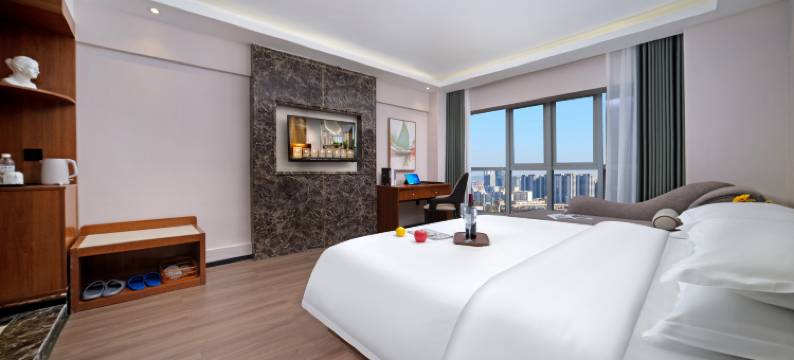 TOWO上品酒店(贵阳金融城数博大道店)图片