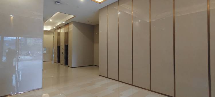云栖轻奢影音公寓(佛山乐从智汇广场店)图片