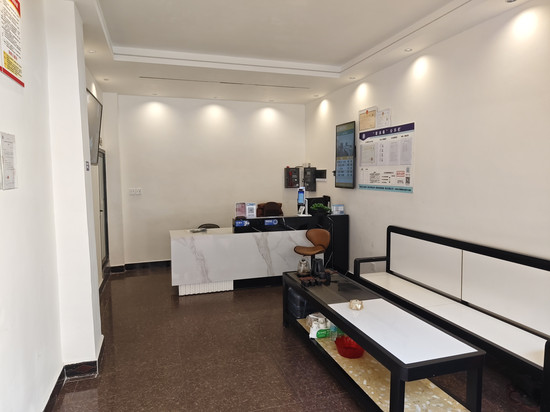 福贡福瑞商务酒店