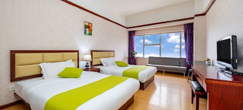 哈啰轻酒店(昆明塘子巷地铁站店)图片