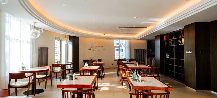 和颐至尚酒店(青岛火车站栈桥海景店)图片